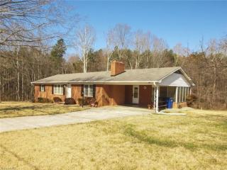 1203 Neva Ln, Winston Salem, NC 27107-6314