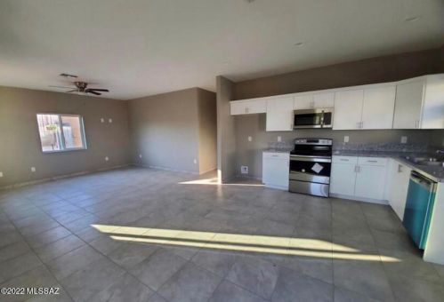 4330 Elvado Rd, Tucson AZ  85746-9355 exterior