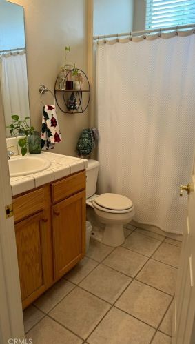 10017 Timeless Rose Ct, Bakersfield CA  93311-3730 exterior