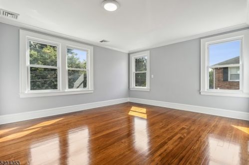 193 Tooker Ave, Springfield NJ  07081-1634 exterior