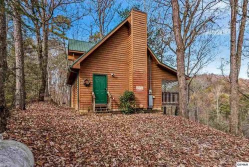 1920 Sb Ogle Ln, Pigeon Forge TN  37876-7283 exterior