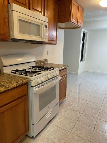 675 Simpson St, Santa Rosa CA  95401-8702 exterior