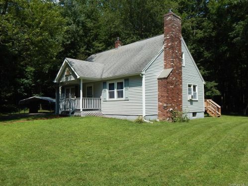 964 Scotchtown Collabar Rd, Middletown, NY 10941-5012
