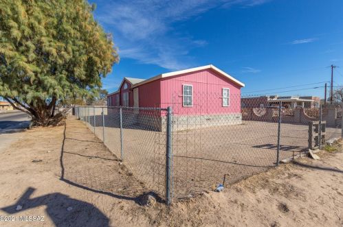 302 Bilby Rd, Tucson, AZ 85706-4116