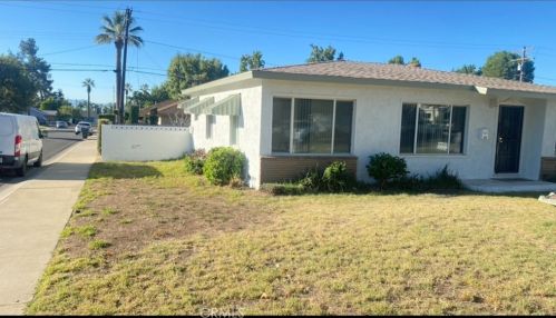 560 4th St, Ontario, CA 91762-1942