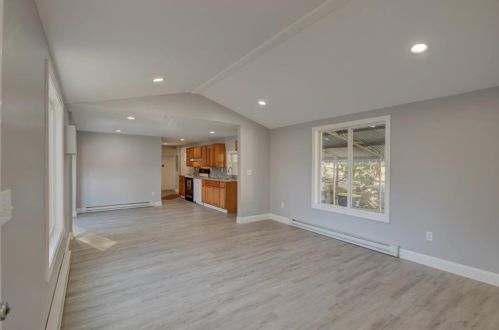 19 Cantaberry Ln, Coventry RI  02816-6903 exterior