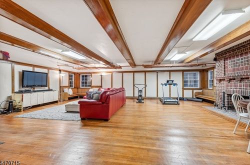 333 Park St, Montclair NJ  07043-2239 exterior