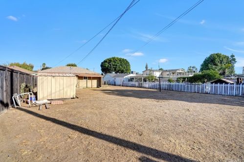 425 Laurel Ave, Brea CA  92821-6632 exterior