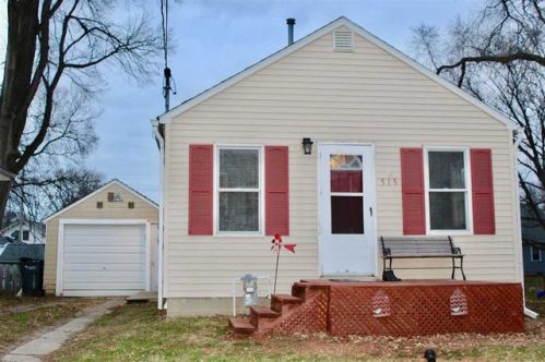 515 15th Ave, Gilbertville, IA 50634-7765