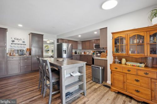 42 Edison Ln, Willingboro NJ  08046-2406 exterior