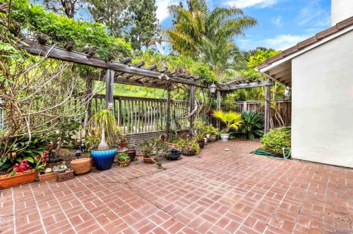 3912 Caminito Del Mar Cv, San Diego CA 92130-2519 exterior