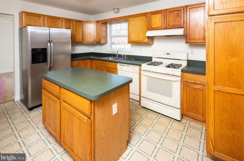 765 Ponderosa Dr, Magnolia, DE 19962-1171