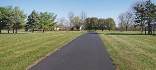 386 Schell Rd, Wilmington OH  45177-9037 exterior