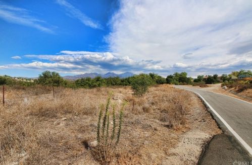 83 Timbre, Trabuco Canyon CA  92688-2036 exterior