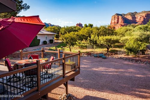 200 Concho Dr, Sedona AZ 86351-7952 exterior