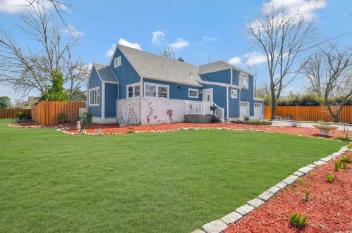 299 Little East Neck Rd, Babylon, NY 11702-3201