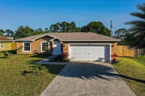1302 Amboy Ave, Fort Pierce, FL 34953-5399