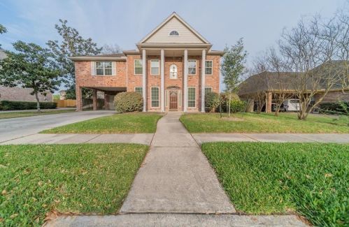 16303 Lakestone Dr, Tomball, TX 77377-8495
