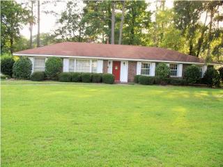 336 Mont Vista Dr, Montgomery, AL 36109-3908
