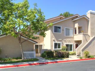 95 Goldenrod, Irvine CA  92614-7925 exterior