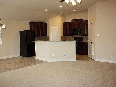 1410 Thibodaux Dr, Greenville TX  75402-7621 exterior