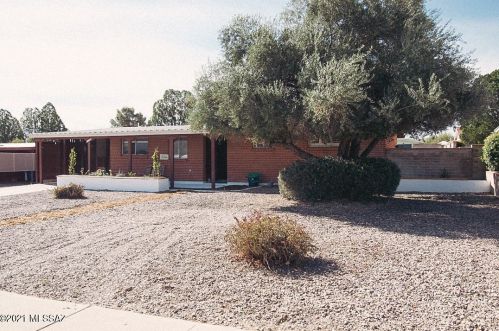 7110 Eli Pl, Tucson, AZ 85710-4940