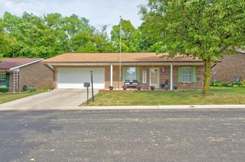 1533 Hawke St, Bellefontaine OH  43311-9649 exterior