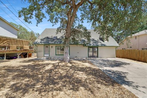 18370 Shore Dr, Middletown, CA 95467-9642