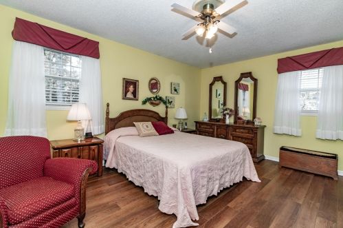 2000 Courtney Dr, North Augusta SC 29841-2114 exterior