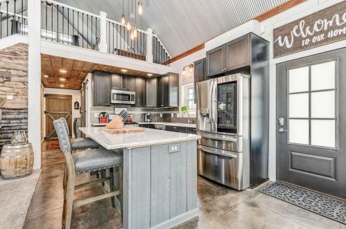 17978 Nashport Rd, Nashport OH  43830-4601 exterior