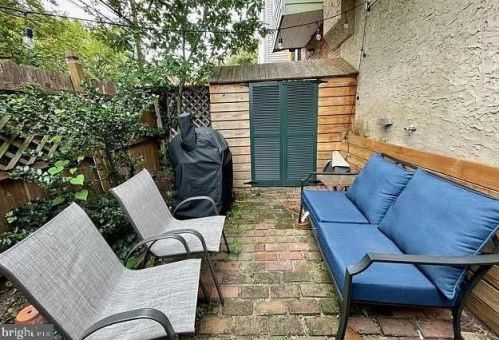 870 26th St, Philadelphia PA  19130-1821 exterior