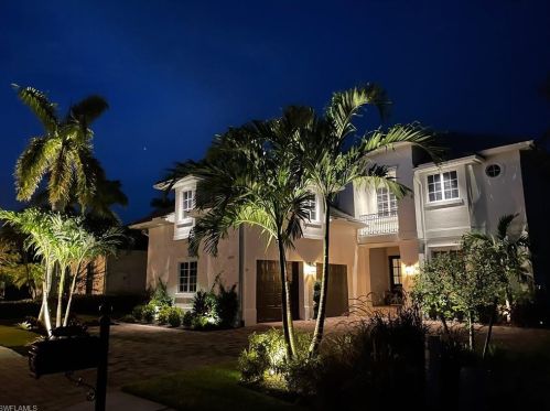 6869 Il Regalo Cir, Naples FL  34109-6818 exterior