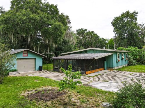 2403 Cr 451, Lake Panasoffkee, FL 33538-5337