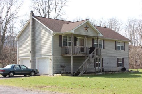 1606 Honey Creek Rd, Shraders, PA 17084-8512