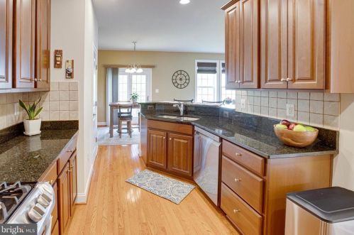 16002 Pitner St, Haymarket VA  20169-4956 exterior