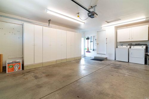 2 Valley Oaks Ln, Santa Rosa CA  95409-6234 exterior