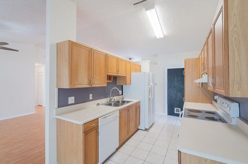 1370 Hensley Dr, Deland FL  32724-2535 exterior