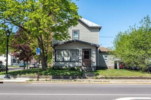 1501 George St, La Crosse, WI 54603-2285