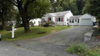 5 Lester Rd, Newburgh, NY 12550-1943