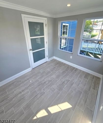 1 Burnside Ave, Cranford NJ  07016-2629 exterior