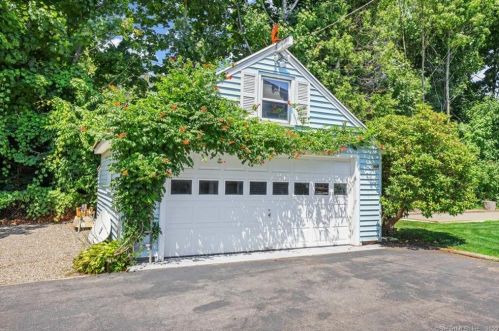 25 Adams Ave, Milford CT  06460-6501 exterior