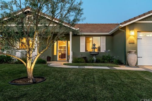 2608 Caymus Ct, Lake Nacimiento, CA 93446-4768