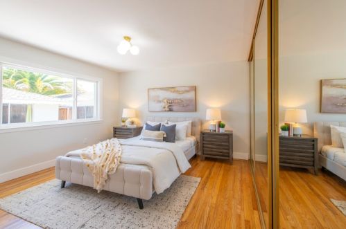 2020 Helena Way, Redwood City CA  94061-3311 exterior