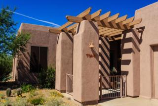 7960 Galileo Ln, Tucson, AZ 85747-9609