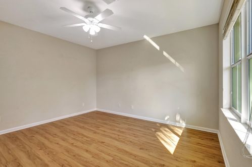 4036 Kingston Ln, West Palm Beach FL  33418-3425 exterior