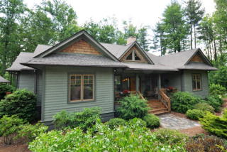 724 Links Dr, Cashiers, NC 28717