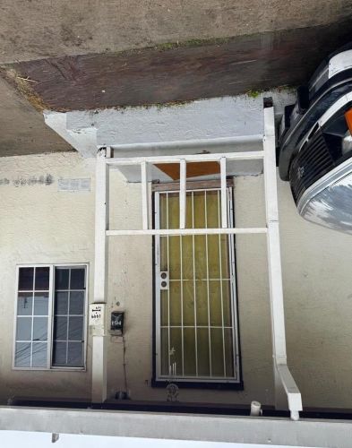 1453 74th Ave, Oakland CA  94621-2821 exterior