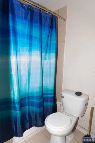 66 3 St, Paterson NJ 07522-1845 exterior