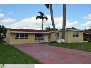 7331 Shalimar St, Hollywood, FL 33023-2536