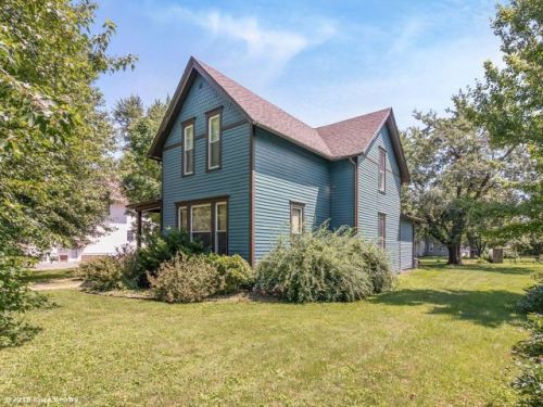 609 Salem Ave, Indianola, IA 50125-2729